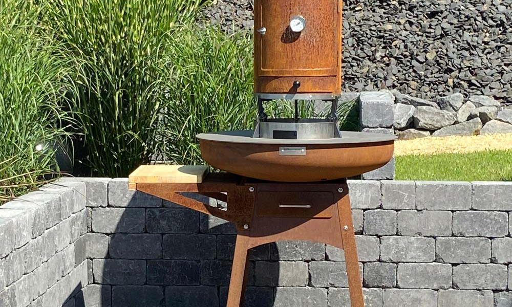 z-smoke-tube-atmo-2 Smoker on Remundi fire pit Zelos in the garden