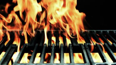 Grillrost reinigen: Die besten Tipps für eine saubere Grillrostreinigung